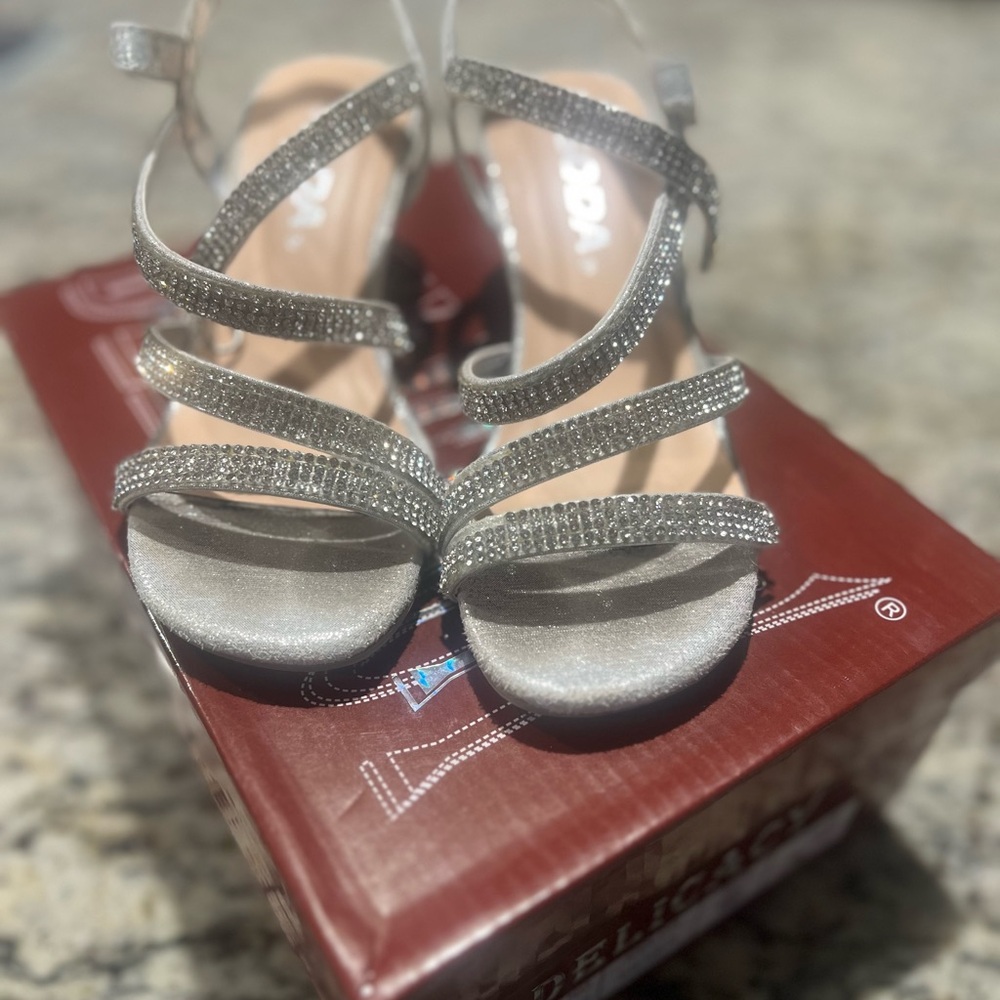 Little Girls Sophisticated Silver Dress Shoes with Rhinestone Straps